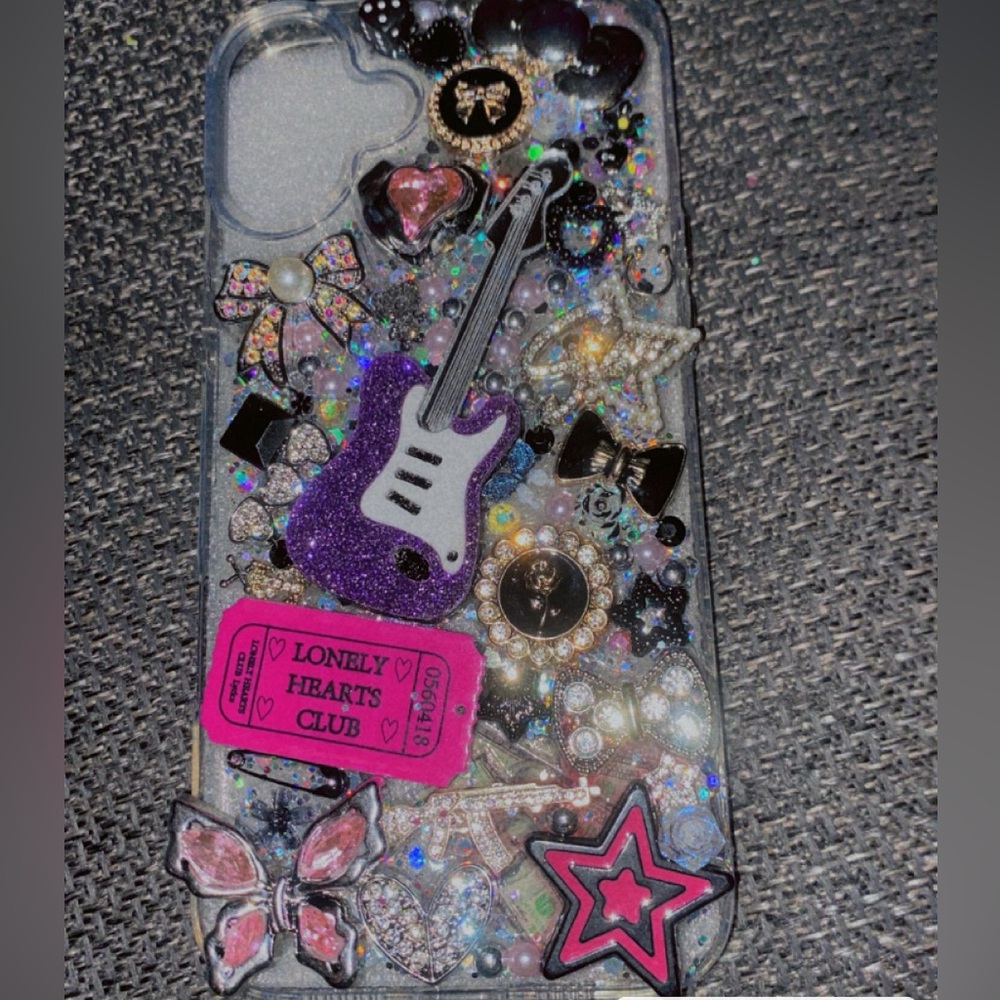 Aesthetic iPhone 16 plus junk case
